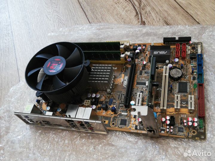 Комплект (М/п+проц+память+видюха)