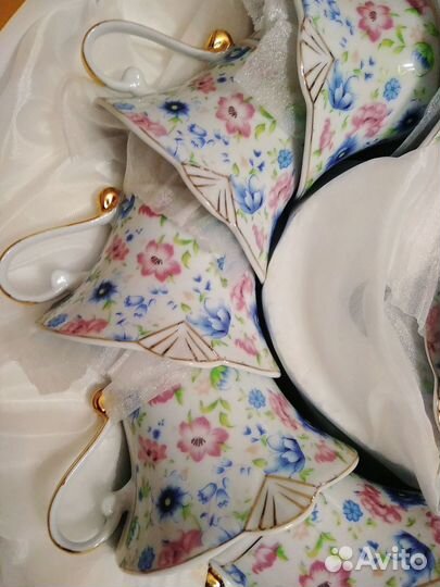 Чайно-кофейный сервиз, салатники-пиаллы новый