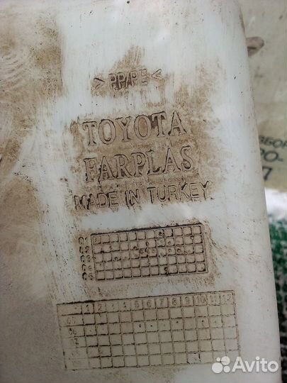 Toyota Corolla 120 Бачок омывателя седан