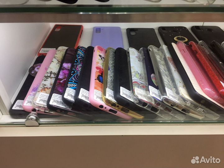 Чехлы на Samsung j6