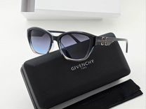 Солнцезащитные очки Givenchy женские