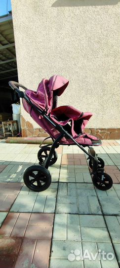Прогулочная коляска bubago cross