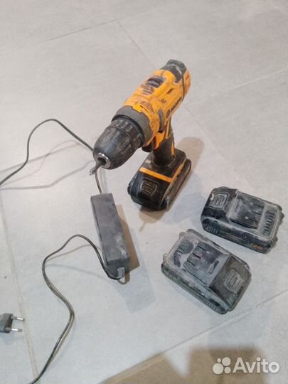 Шуруповерт аккумуляторный