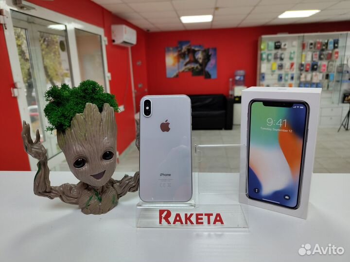 iPhone X, 64 ГБ