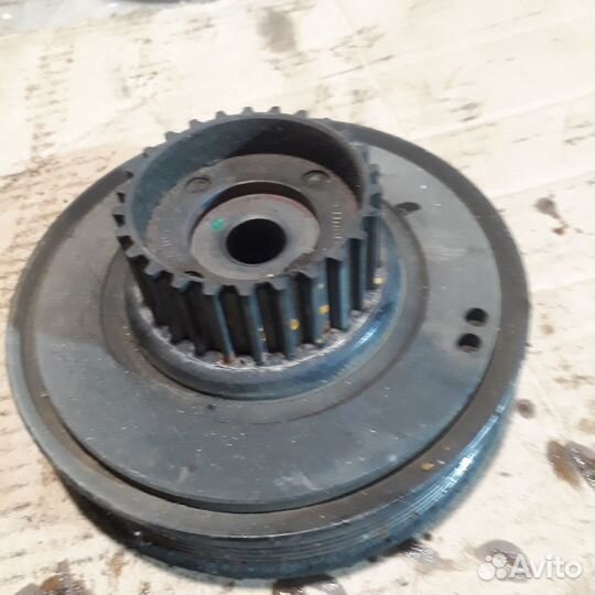 Шкив коленвала+шестерня 1,8т Шкода Ауди Фольксваге