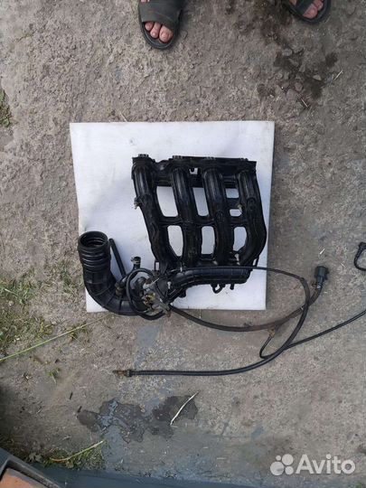 Впускной коллектор ваз 16кл priora в сборе