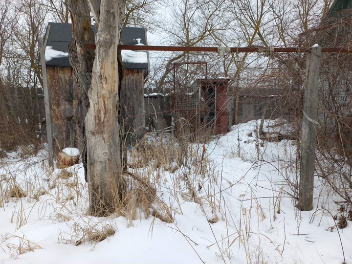 Дом 30 м² на участке 8 сот.