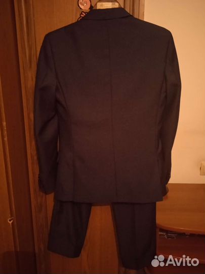 Костюм школьный