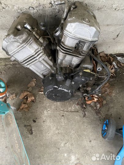 Двигатель хонда бросс 400