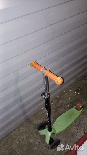 Продам самокат детский