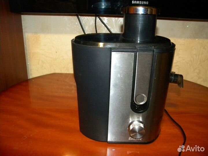 Соковыжималка BBK JC 060-H02