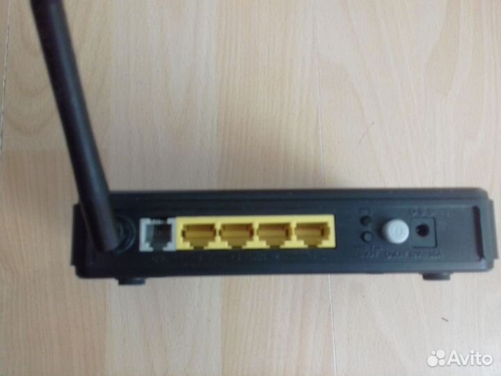 Роутер D-link модель DSL-2640U