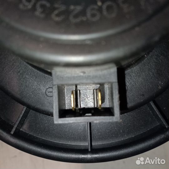 Моторчик печки Geely Emgrand EC7