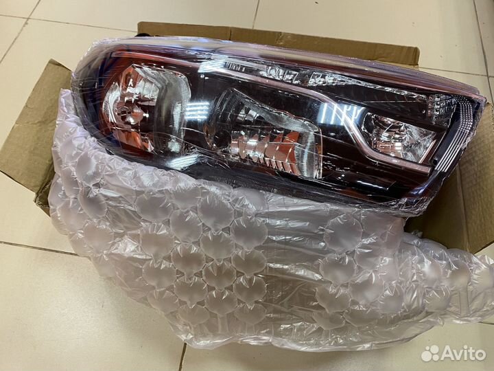 Фара передняя LADA vesta