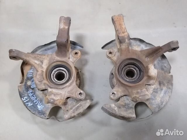 Кулак поворотн.перед.Nissan almera N15 CD20 1997