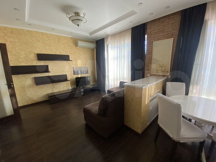 2-к. квартира, 54 м², 16/16 эт.