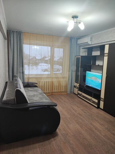 2-к. квартира, 54 м², 1/5 эт.