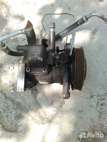 Компрессор кондиционера на тойоту краун