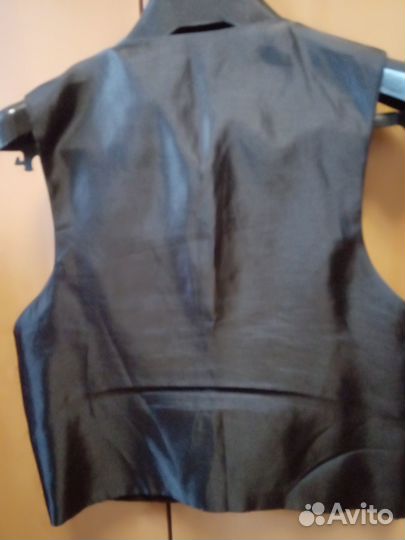 Костюм школьный тройка