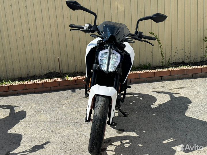 KTM duke 390 Белый
