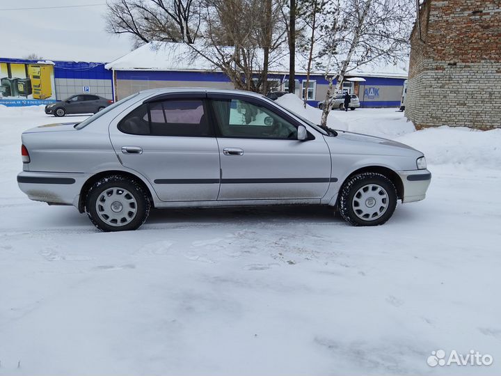 Nissan Sunny 1.5 AT, 2000, 230 000 км