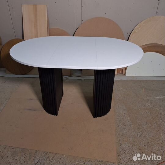 Стол раскладной с реечным подстольем