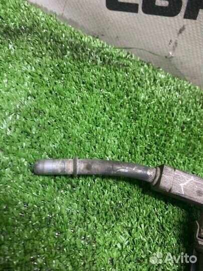 Топливная рейка с форсунками Daewoo Nexia N150