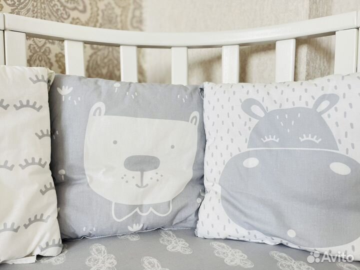 Бортики на круглую кроватку