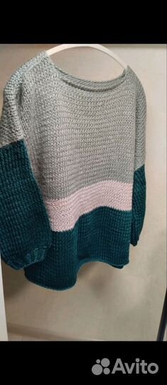 Свитер 