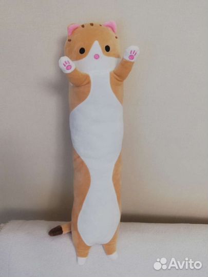 Кот батон, кот подушка, длинный кот