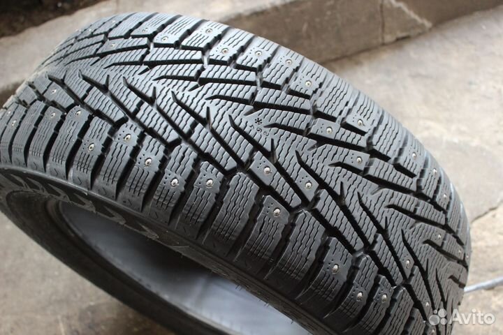 Nokian Tyres Hakkapeliitta 7 SUV 255/55 R18 109T