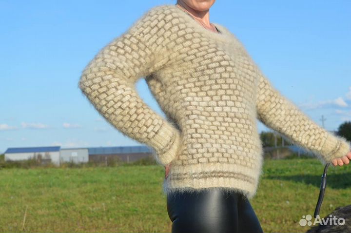 Пуловер женский