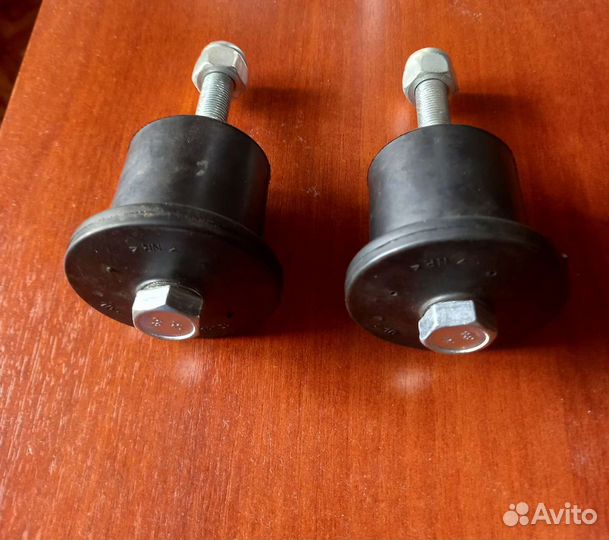Опоры задней балки ваз 2110-12