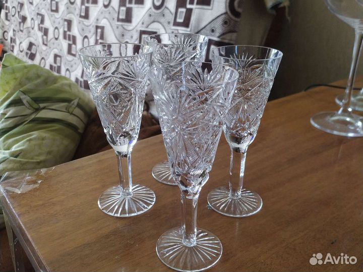 Хрустальные фужеры, стаканы