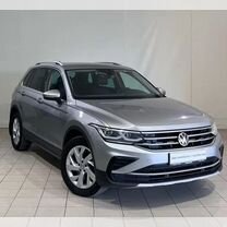 Volkswagen Tiguan 2.0 AMT, 2021, 127 900 км, с пробегом, цена 3 180 000 руб.