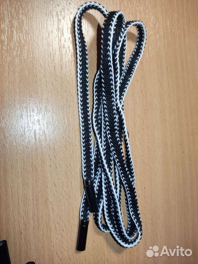 Шнурки новые длинные