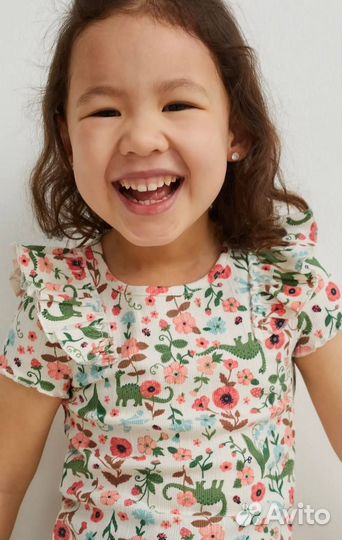 Футболка новая в рубчик