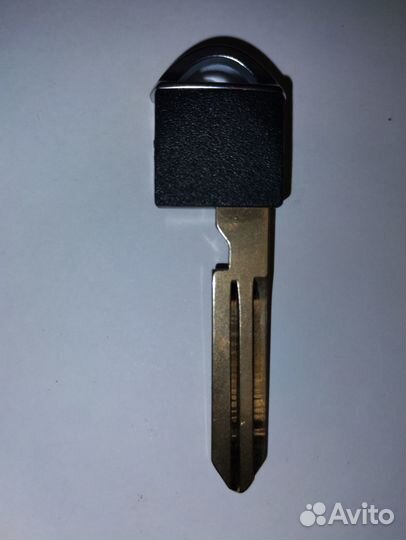 Ключ зажигания Nissan Оригинал