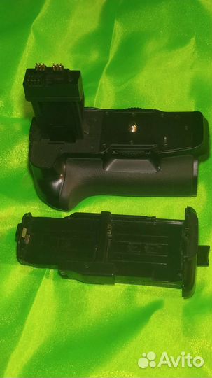 Батарейный блок canon 700D 650 600 550D