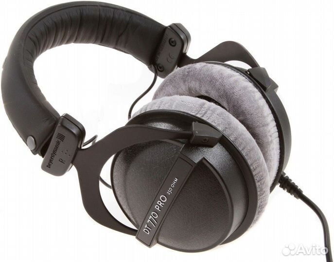 Beyerdynamic DT 770 PRO 250 Ом, Cтудийные профессиональные наушники закрытого типа для мониторинга и