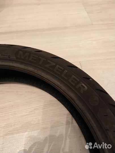 Metzeler Roadtec 01 120/70/17 2023г