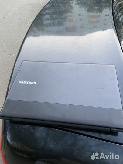 Ноутбук Samsung