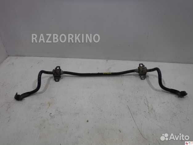 Стабилизатор передний