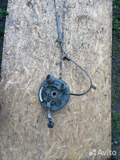 Кулак поворотный в сборе задний правый Honda Cr-V