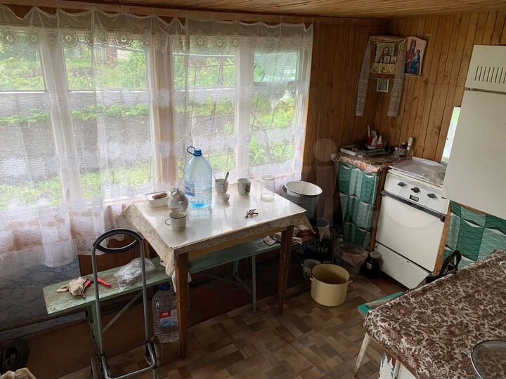 Дача 15 м² на участке 6 сот.