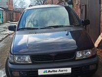 Mitsubishi Space Wagon 2.0 MT, 2000, 400 000 км, с пробегом, цена 310 000 руб.