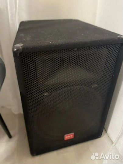 Сабвуфер и колонки