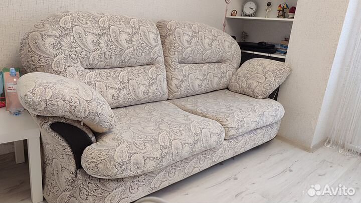 Диван очень классный бу