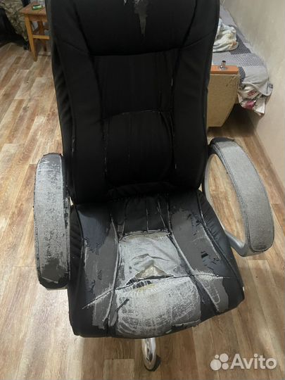 Компьютерное кресло