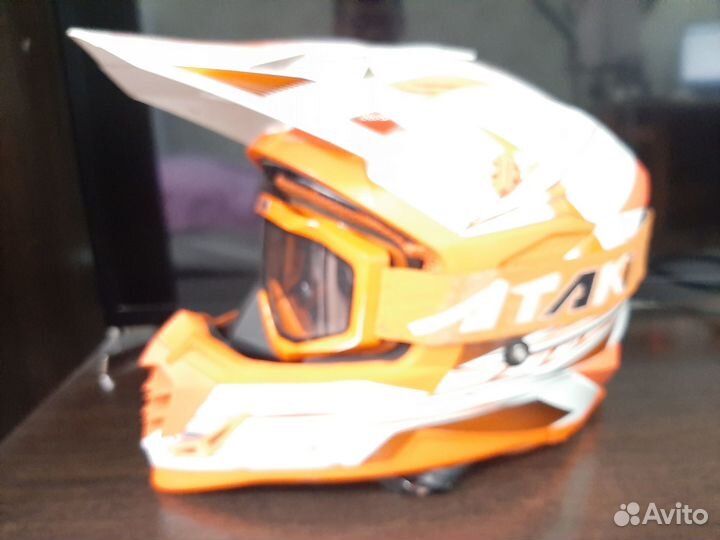 Шлем для мотокросса